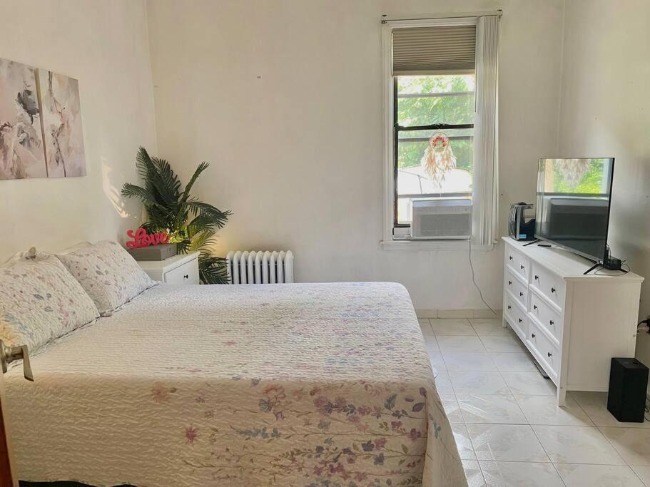 Cozy Private Apt 10 Min From Manhattan Subway! New York Bagian luar foto