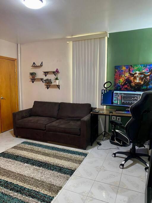 Cozy Private Apt 10 Min From Manhattan Subway! New York Bagian luar foto